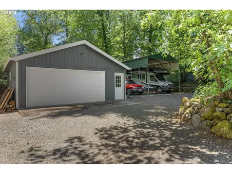 16284 Bonaire Avenue Lake Oswego OR 97035