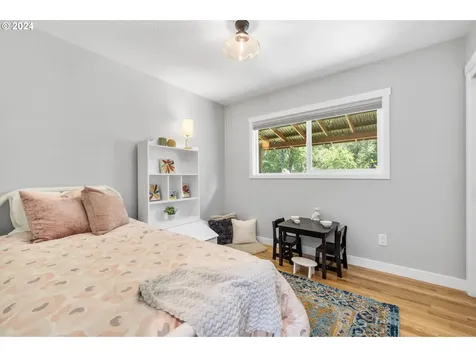 16284 Bonaire Avenue Lake Oswego OR 97035