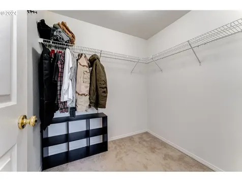 805 N Raven Drive Ridgefield WA 98642
