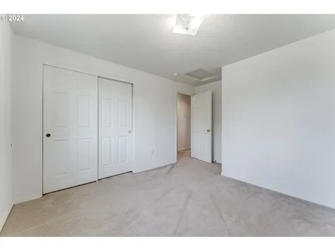 805 N Raven Drive Ridgefield WA 98642