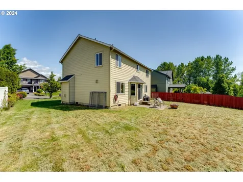 805 N Raven Drive Ridgefield WA 98642