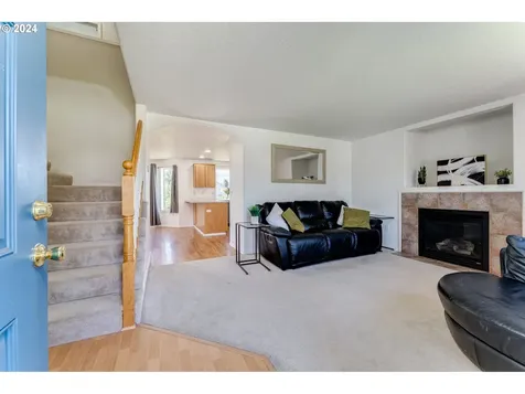 805 N Raven Drive Ridgefield WA 98642