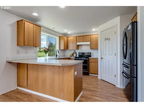 805 N Raven Drive Ridgefield WA 98642