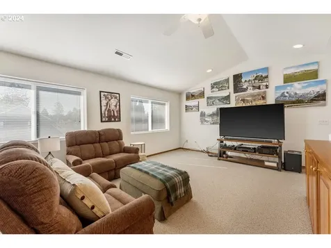 1420 Snapdragon Lane Forest Grove OR 97116