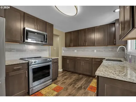 11200 S Forest Ridge Road Oregon City OR 97045