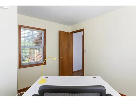 1025 Sw 16th Street Lincoln City OR 97367