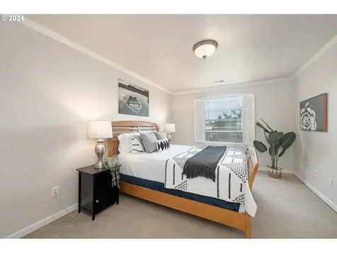 13619 Ne Davis Court Portland OR 97230