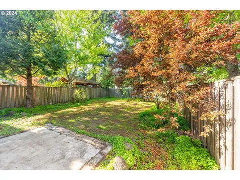 13619 Ne Davis Court Portland OR 97230