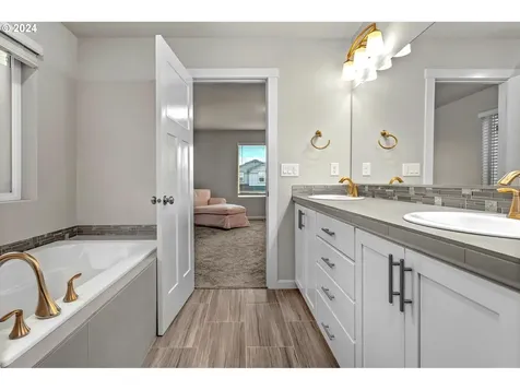 3813 SE 83rd Avenue Hillsboro OR 97123