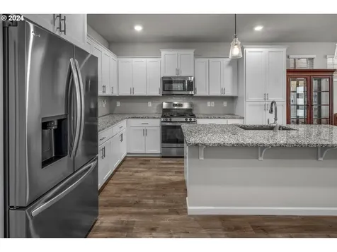 3813 SE 83rd Avenue Hillsboro OR 97123