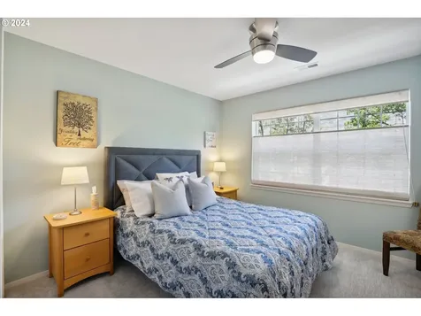 833 Ne Caden Avenue Hillsboro OR 97124