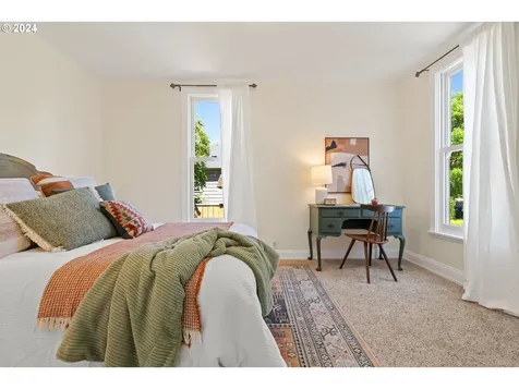 3617 Ne 6th Avenue Portland OR 97212