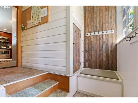 3617 Ne 6th Avenue Portland OR 97212