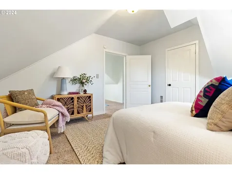 3617 Ne 6th Avenue Portland OR 97212