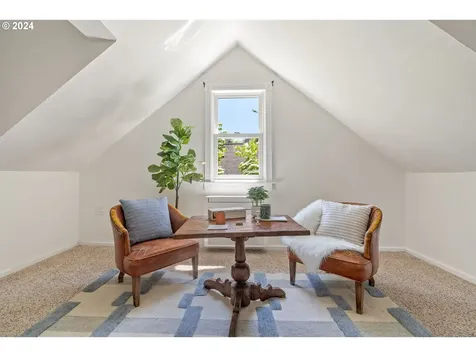 3617 Ne 6th Avenue Portland OR 97212
