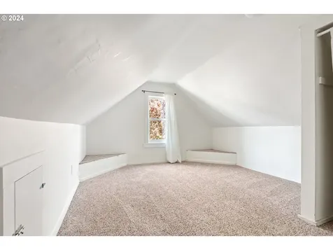 3617 Ne 6th Avenue Portland OR 97212