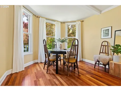 3617 Ne 6th Avenue Portland OR 97212