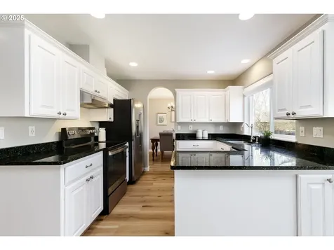 15999 SW Willow Drive Sherwood OR 97140