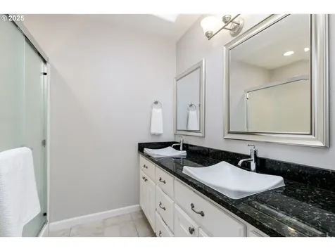 15999 SW Willow Drive Sherwood OR 97140