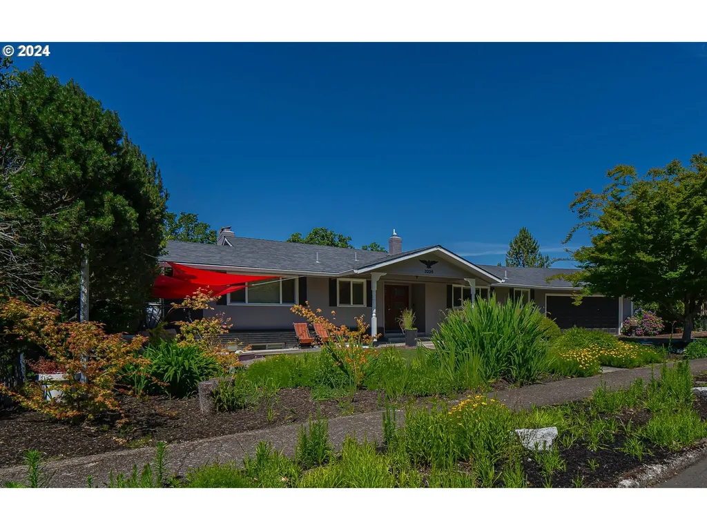 3225 Balsam Drive S Salem OR 97302