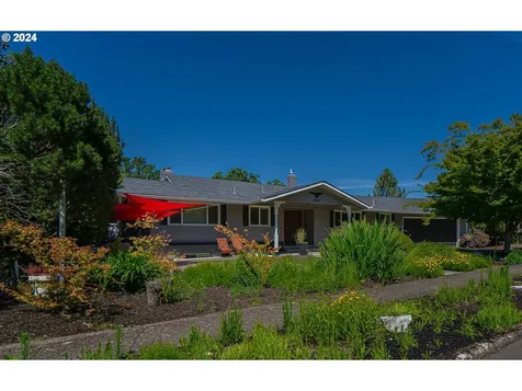 3225 Balsam Drive S Salem OR 97302