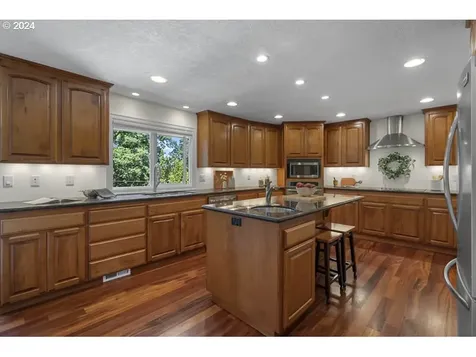 3225 Balsam Drive S Salem OR 97302