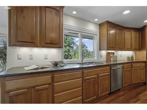3225 Balsam Drive S Salem OR 97302