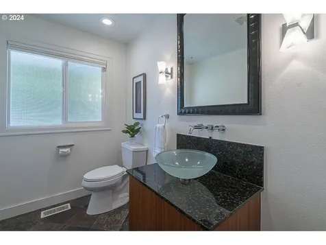 3225 Balsam Drive S Salem OR 97302