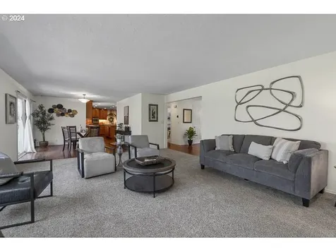 3225 Balsam Drive S Salem OR 97302