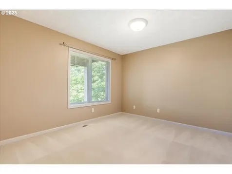 10340 Nw Engleman Street Portland OR 97229