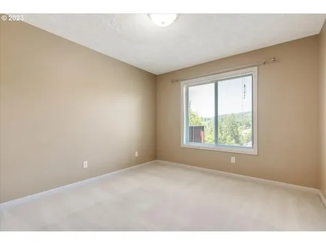 10340 Nw Engleman Street Portland OR 97229
