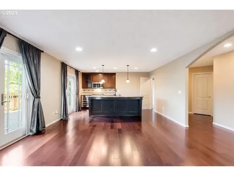 10340 Nw Engleman Street Portland OR 97229