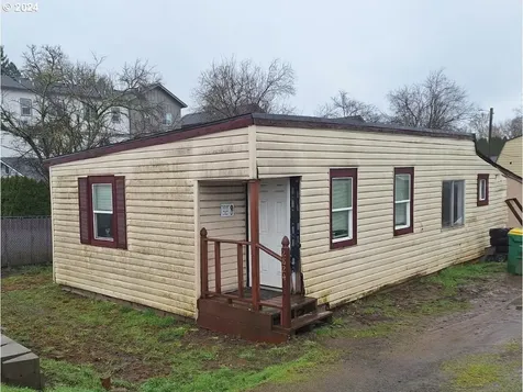 2824 19th Avenue Forest Grove OR 97116