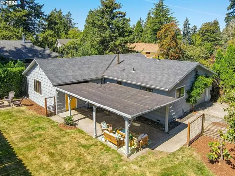7623 SW 49th Avenue Portland OR 97219