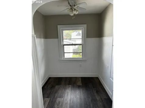 6104 SE 19th Avenue Portland OR 97202