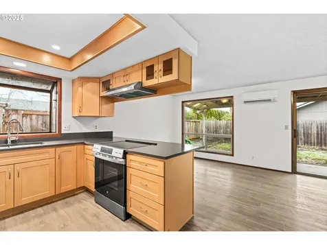 2874 Cheryl Street Eugene OR 97408
