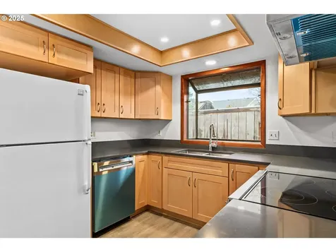 2874 Cheryl Street Eugene OR 97408