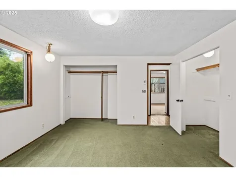 2874 Cheryl Street Eugene OR 97408