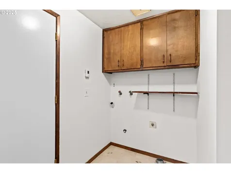 2874 Cheryl Street Eugene OR 97408