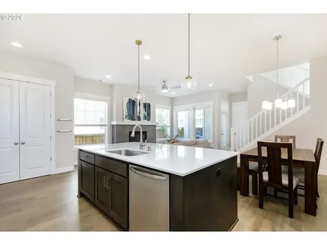 6961 Se Red Alder Street Hillsboro OR 97123