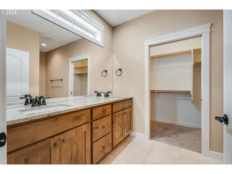 12510 Ne 24th Avenue Vancouver WA 98686