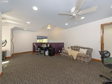23052 Nw Fisher Road Buxton OR 97109