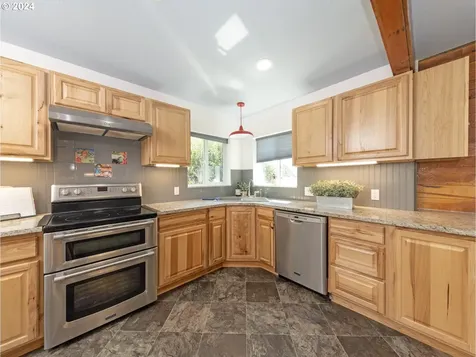 23052 Nw Fisher Road Buxton OR 97109