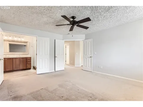 21111 Ne 143rd Street Brush Prairie WA 98606