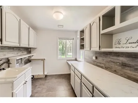 21111 Ne 143rd Street Brush Prairie WA 98606