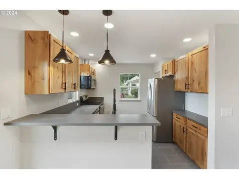 609 W 13th Street The Dalles OR 97058