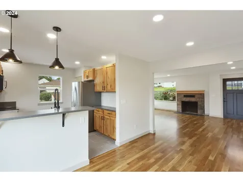 609 W 13th Street The Dalles OR 97058