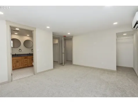609 W 13th Street The Dalles OR 97058