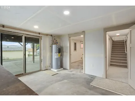 609 W 13th Street The Dalles OR 97058