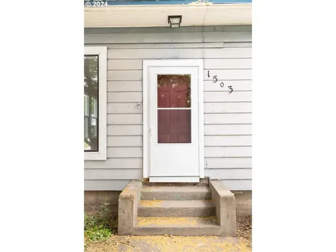 1503 Y Avenue La Grande OR 97850